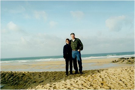 Leonie and Lindsay on the beach in Newquay